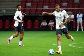 是年轻球员 是年轻球员