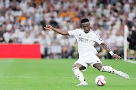 表现引人注 表现引人注